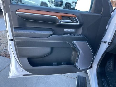 Used 2023 GMC Sierra 1500 Denali image 15