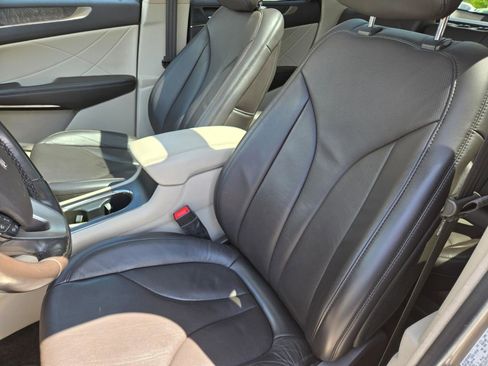 Used 2017 Lincoln MKC Reserve AWD/4WD image 21