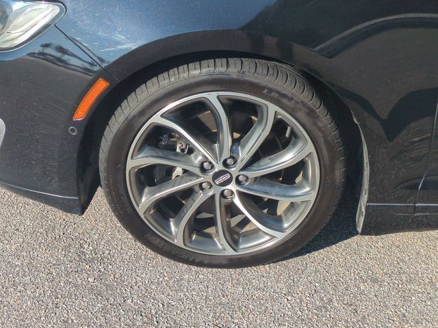 Used 2017 Lincoln MKZ Reserve w/ Luxury Package AWD/4WD image 10