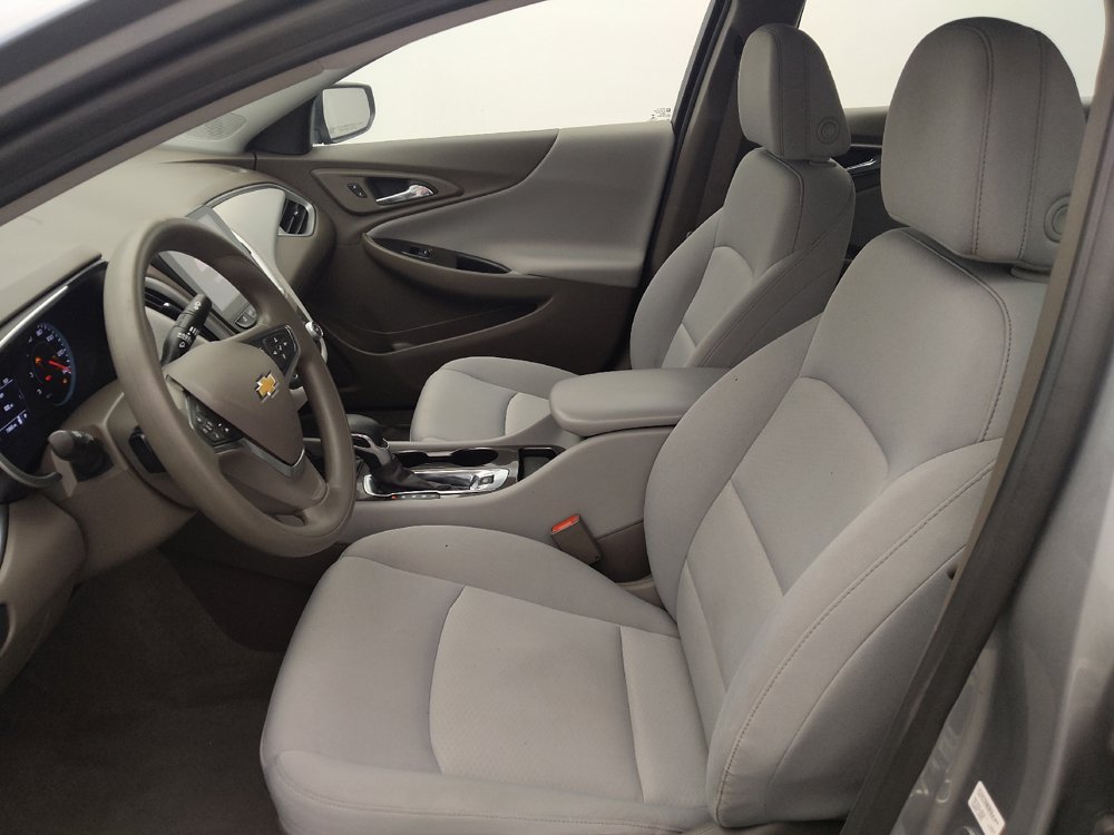 Used 2023 Chevrolet Malibu LS FWD image 17