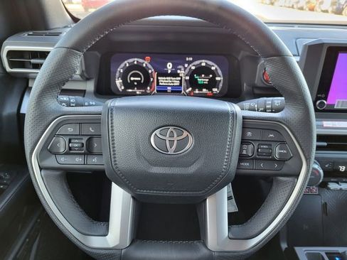 New 2026 Toyota 4Runner TRD Off-Road image 18