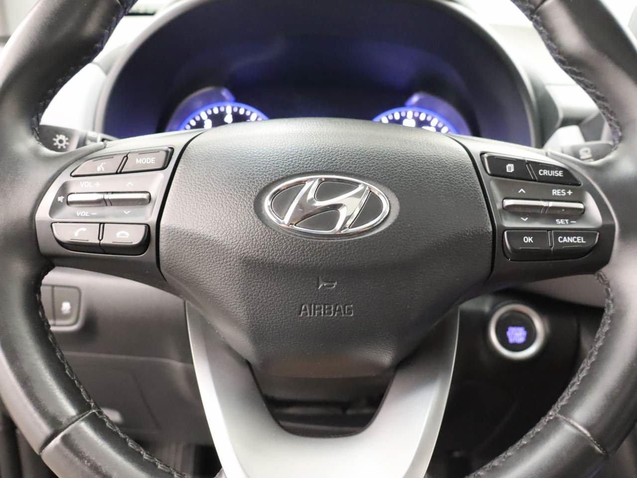 Used 2018 Hyundai Kona Limited AWD/4WD image 12
