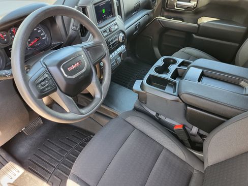 Used 2025 GMC Sierra 2500 Pro w/ 1SA Pro Safety Plus Package AWD/4WD image 10
