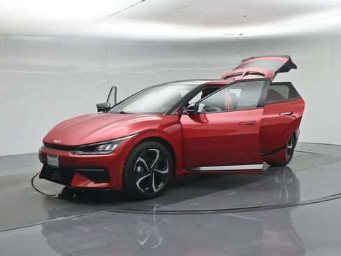 Used 2023 Kia EV6 GT-Line AWD/4WD image 36