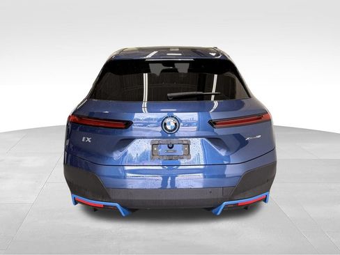 Used 2024 BMW iX xDrive50 AWD/4WD image 4