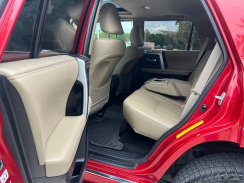 Used 2016 Toyota 4Runner 4WD image 24