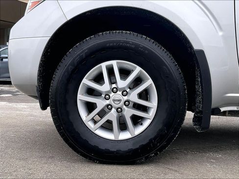 Certified 2021 Nissan Frontier SV image 7