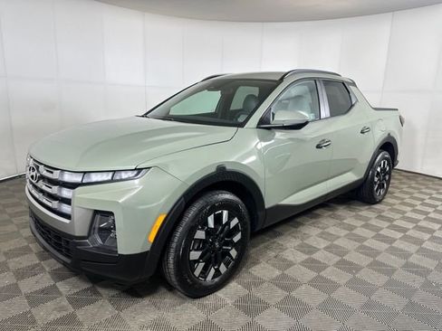 Certified 2025 Hyundai Santa Cruz SEL image 7