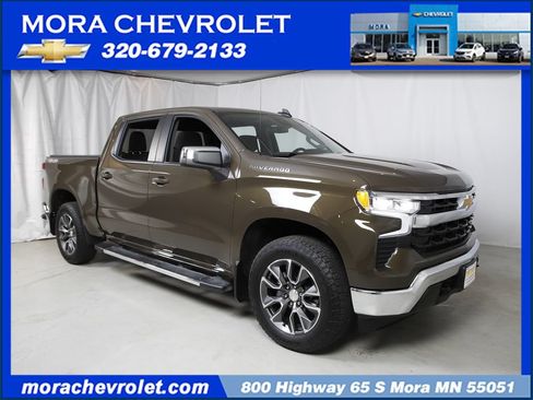 Used 2023 Chevrolet Silverado 1500 LT AWD/4WD image 1