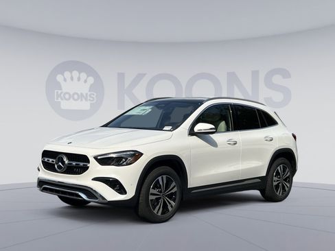 New 2026 Mercedes-Benz GLA 250 4MATIC image 1