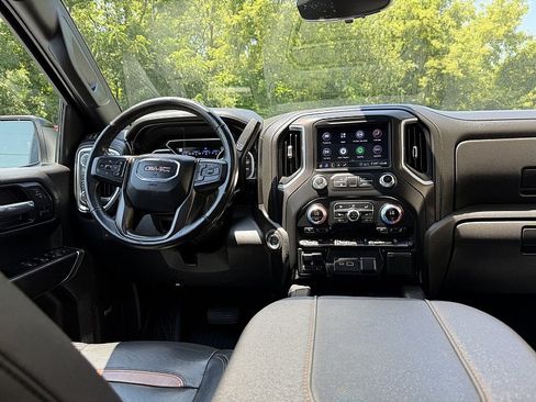 Used 2020 GMC Sierra 1500 AT4 w/ AT4 Premium Package AWD/4WD image 11