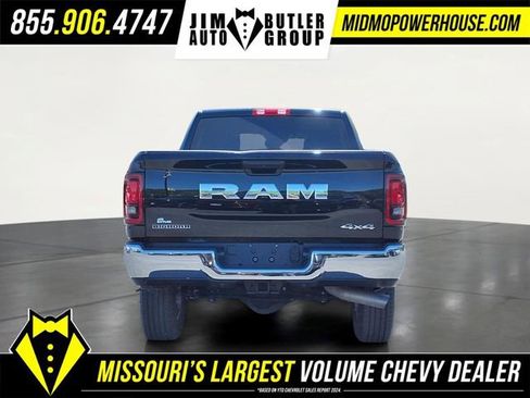Used 2025 RAM 2500 Big Horn AWD/4WD image 23