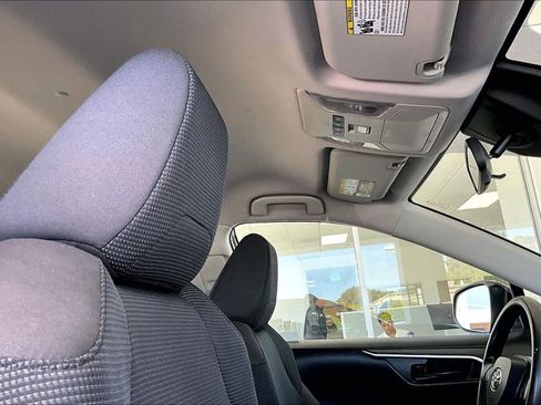 Used 2020 Toyota RAV4 LE w/ All Weather Liner Package image 27