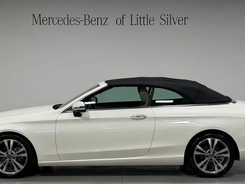 Used 2023 Mercedes-Benz C 300 4MATIC Cabriolet image 2