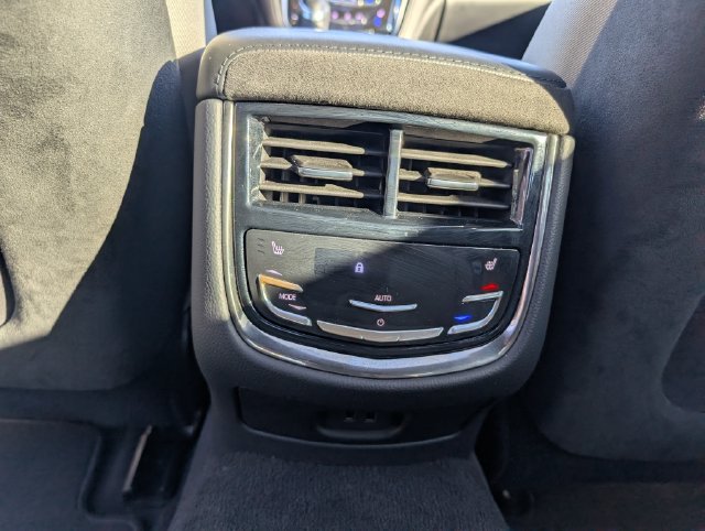 Used 2019 Cadillac CTS V w/ Luxury Package RWD image 17