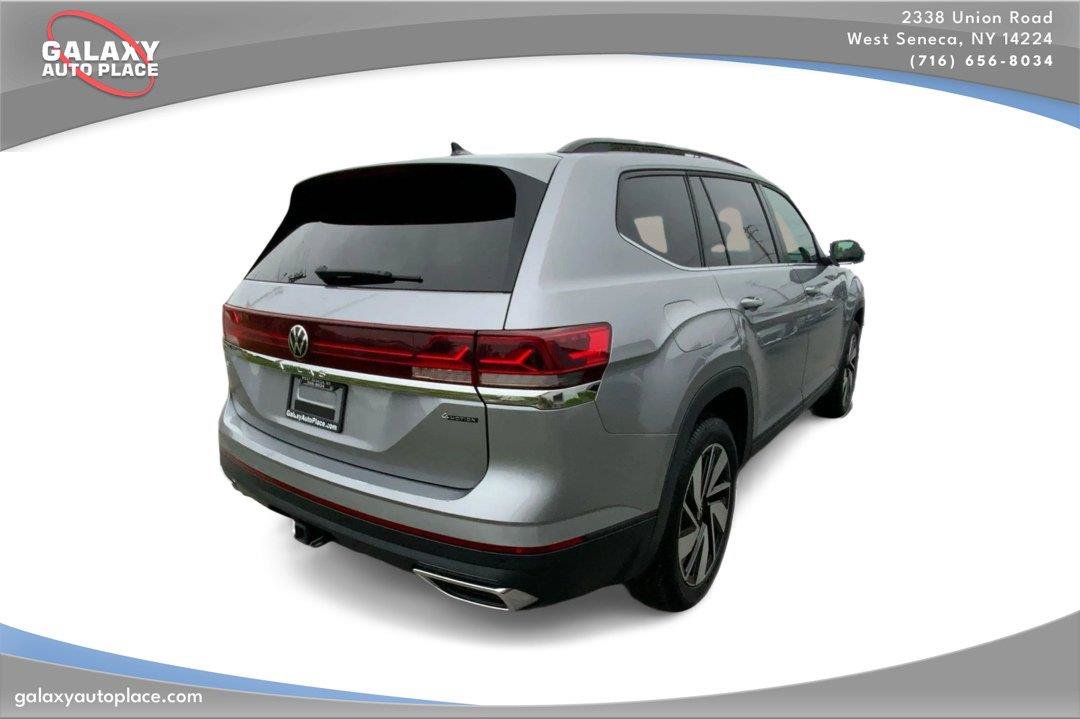 Used 2024 Volkswagen Atlas SE AWD/4WD image 5