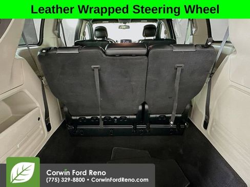 Used 2017 Dodge Grand Caravan SXT image 25