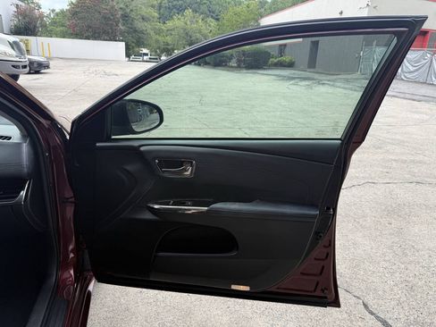 Used 2013 Toyota Avalon XLE FWD image 30