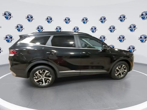 Certified 2024 Kia Sportage EX w/ EX Premium Package image 9