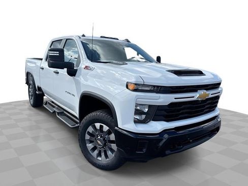 Certified 2025 Chevrolet Silverado 2500 Custom w/ Custom Value Package AWD/4WD image 1