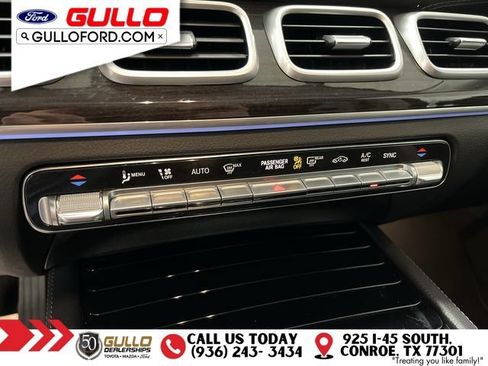 Used 2023 Mercedes-Benz GLS 450 4MATIC image 29
