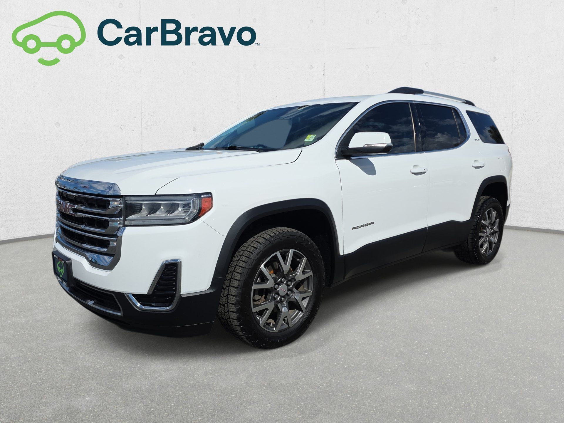 Certified 2020 GMC Acadia SLE w/ Driver Convenience Package FWD image 1