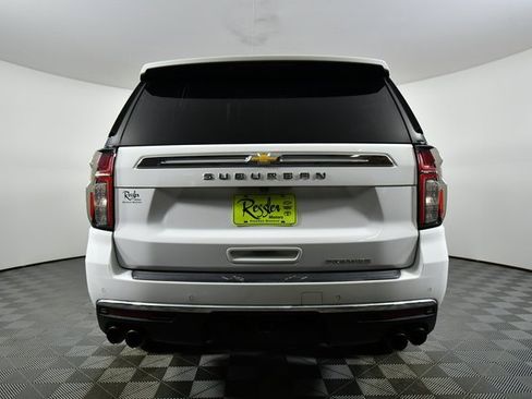 Used 2021 Chevrolet Suburban Premier image 12