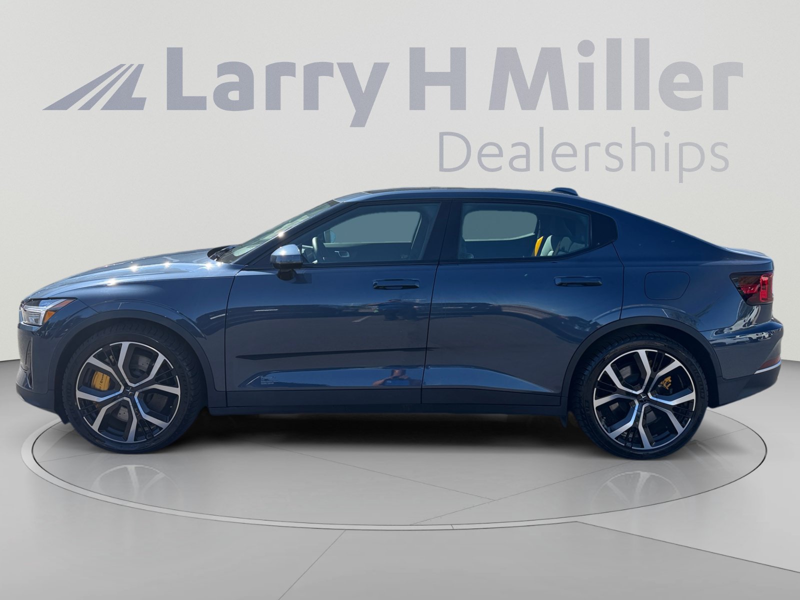 Used 2023 Polestar Polestar 2 AWD/4WD image 2