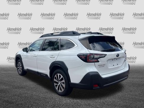 Used 2023 Subaru Outback Premium AWD/4WD image 8