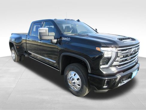New 2026 Chevrolet Silverado 3500 High Country w/ High Country Premium Package image 7