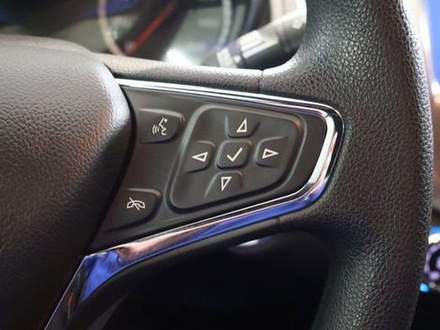 Used 2017 Chevrolet Cruze LT w/ Sun And Sound Package image 19