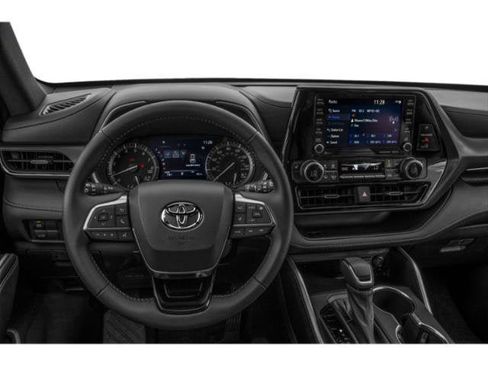 Used 2022 Toyota Highlander XSE image 7