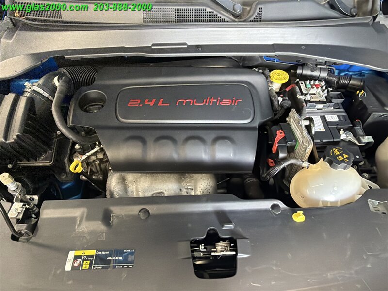 Used 2020 Jeep Compass Latitude AWD/4WD image 12