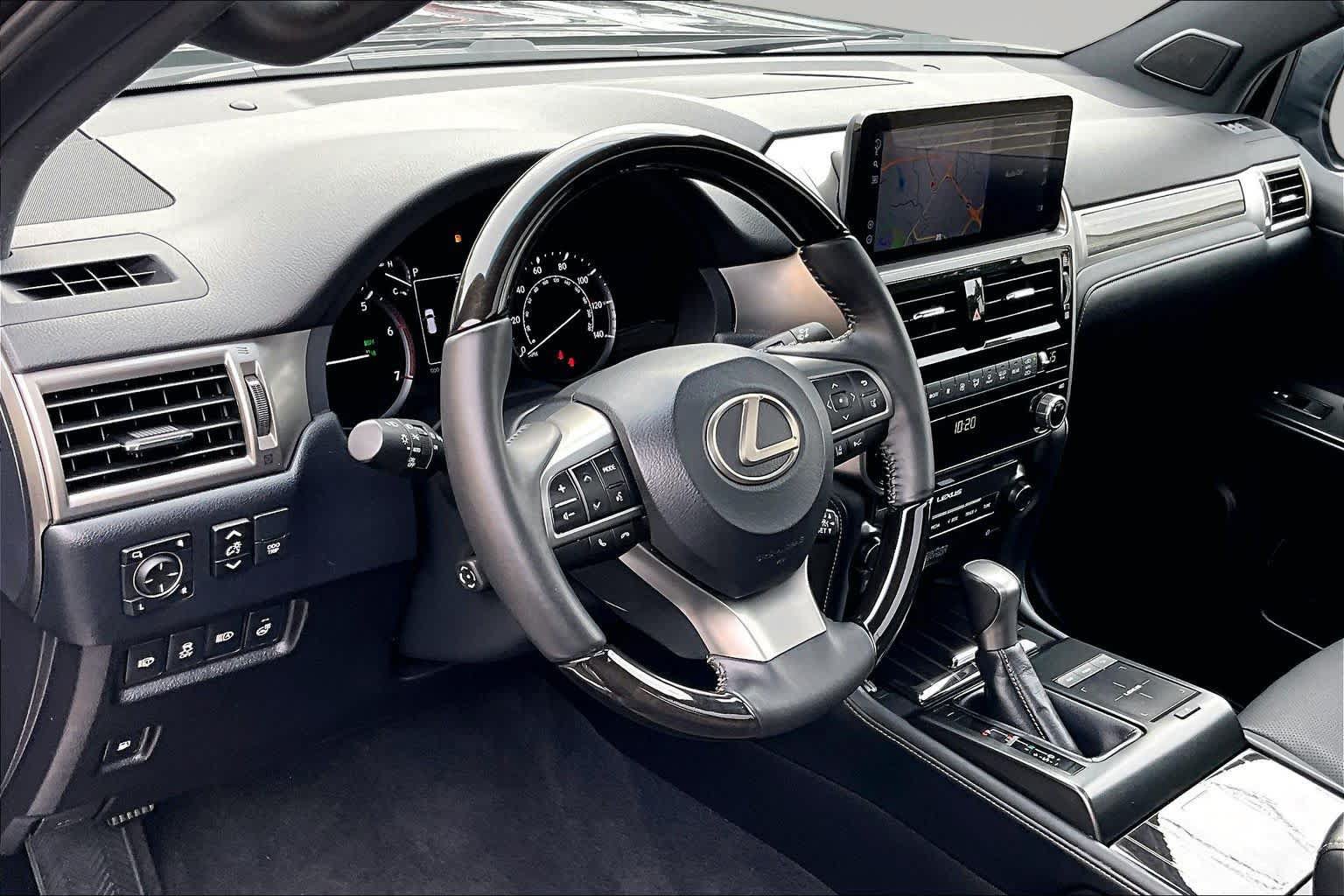 Used 2023 Lexus GX 460 Premium AWD/4WD image 18
