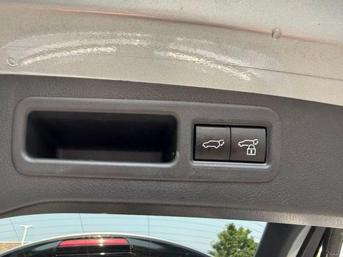 Used 2023 Lexus RX 350 Premium w/ Accessory Package AWD/4WD image 19
