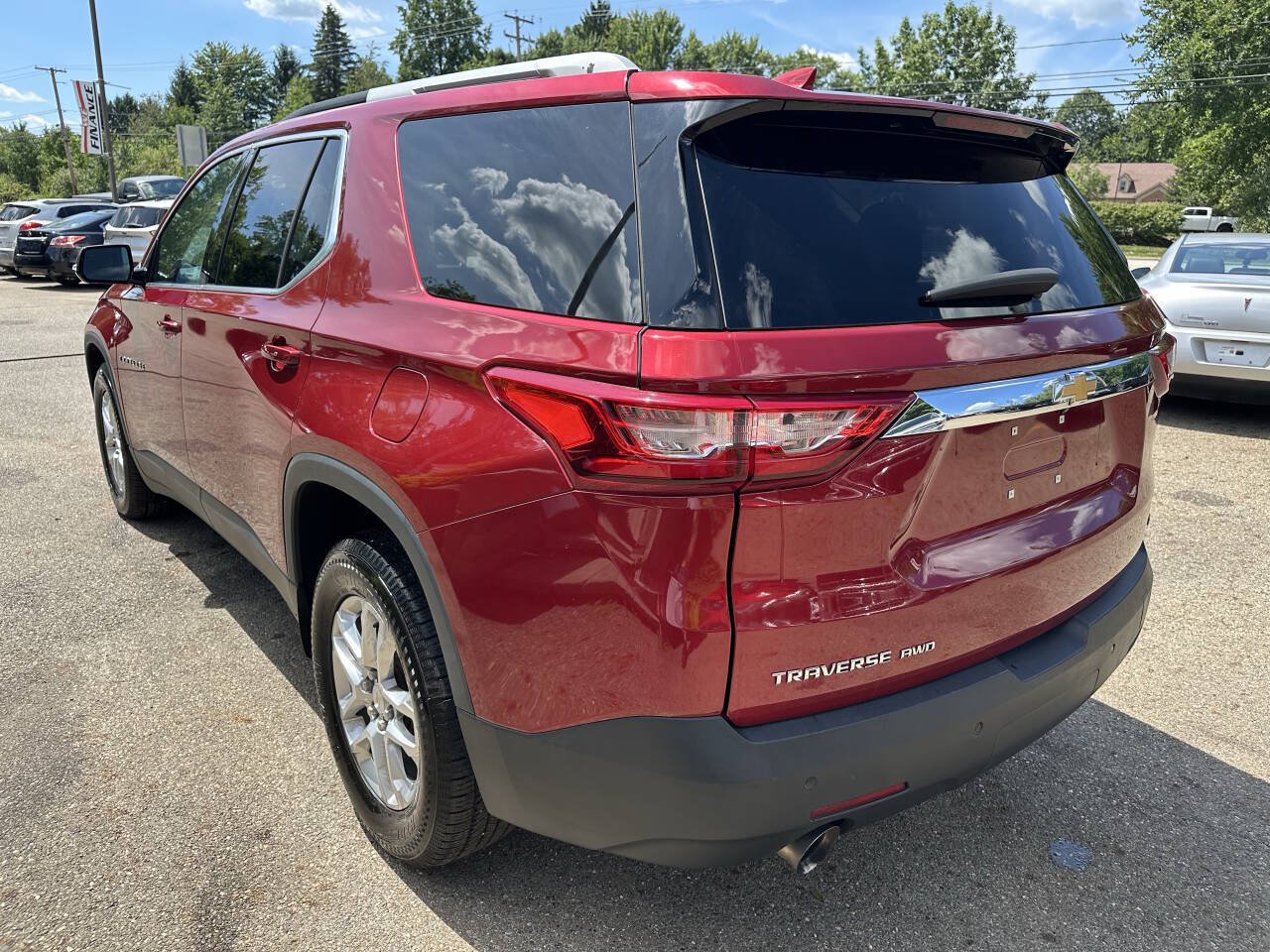 Used 2018 Chevrolet Traverse LT AWD/4WD image 4