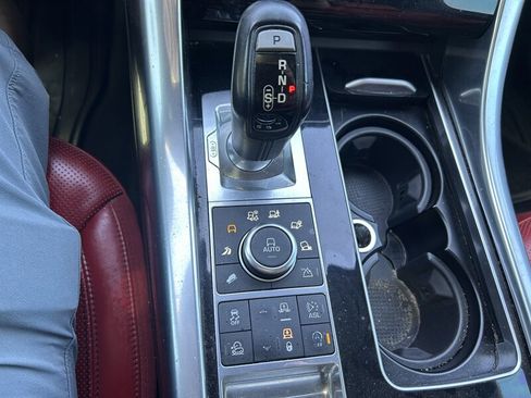 Used 2016 Land Rover Range Rover Sport Supercharged AWD/4WD image 27