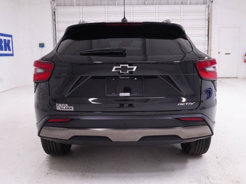 Used 2025 Chevrolet Trax ACTIV w/ Driver Confidence Package FWD image 29