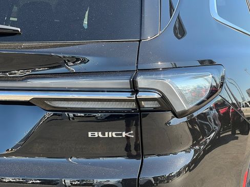 New 2026 Buick Enclave Avenir w/ Super Cruise Package FWD image 7