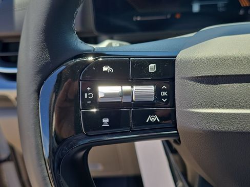 New 2027 Kia Carnival LX FWD image 30