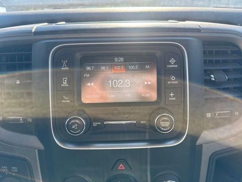 Used 2016 RAM 2500 Tradesman w/ Chrome Appearance Group AWD/4WD image 16