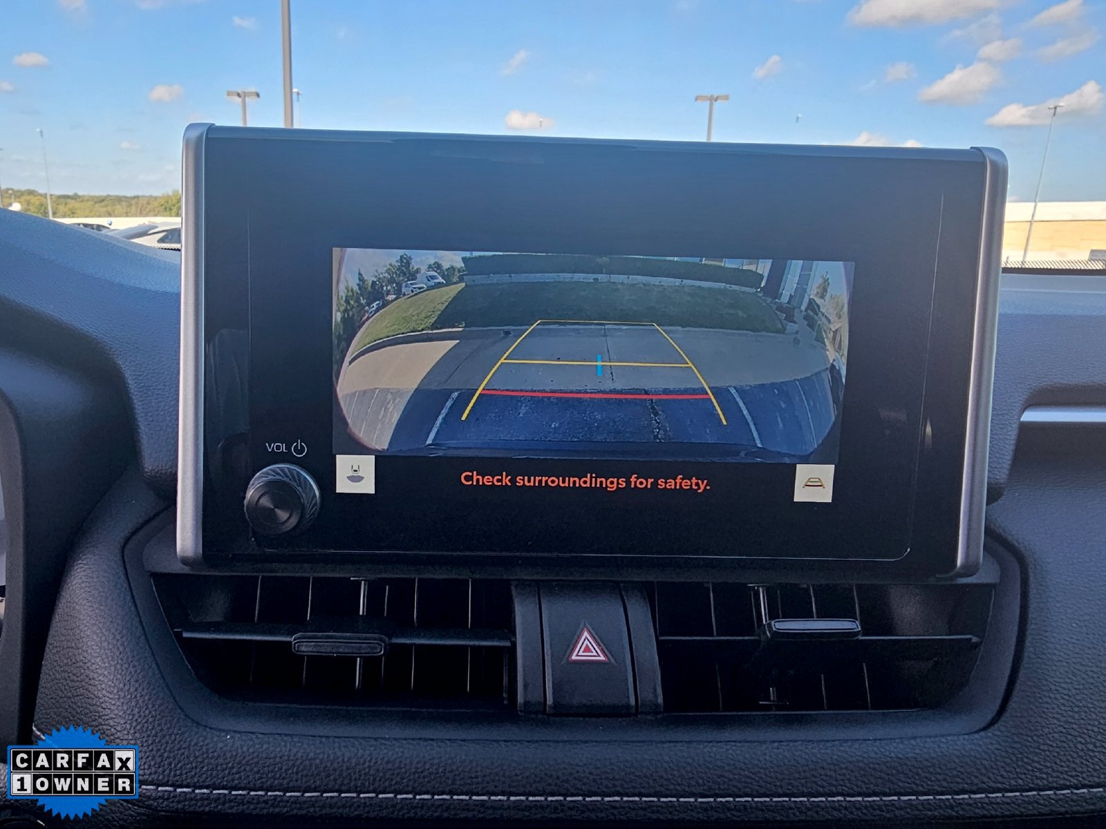 Used 2025 Toyota RAV4 XLE AWD/4WD image 20