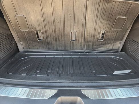 Used 2023 GMC Yukon Denali w/ LPO, Floor Liner Package AWD/4WD image 33