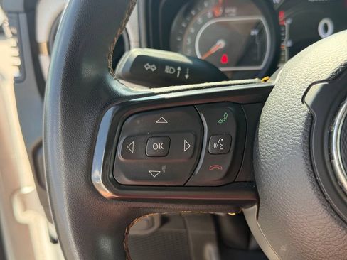 Used 2024 Jeep Gladiator Sport AWD/4WD image 18