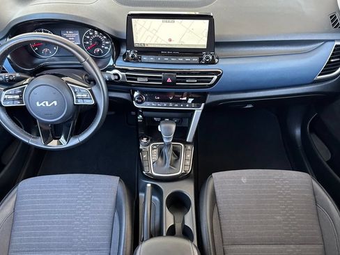 Used 2023 Kia Seltos S w/ Navigation Package AWD/4WD image 13