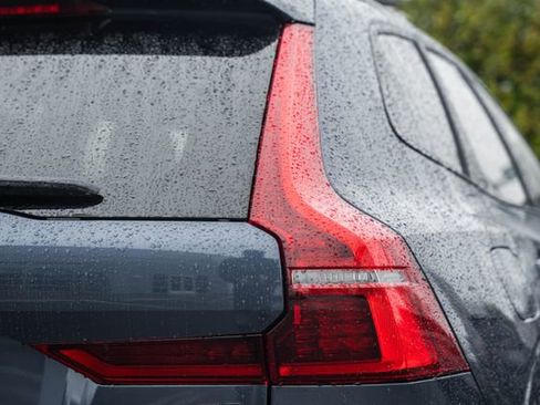 New 2026 Volvo XC60 B5 Ultra w/ Protection Package Premier image 7