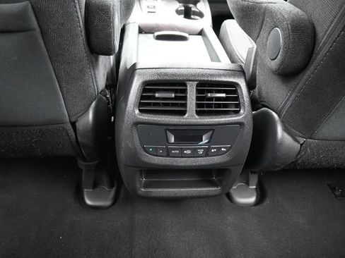 Used 2022 Honda Pilot Sport image 36