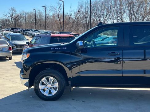 Used 2025 Chevrolet Silverado 1500 LT image 7