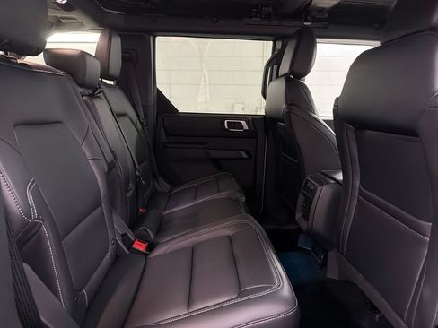 New 2026 Ford Bronco Outer Banks AWD/4WD image 29