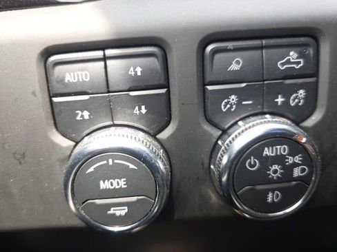 Used 2023 GMC Sierra 1500 AT4 w/ AT4 Premium Package image 15